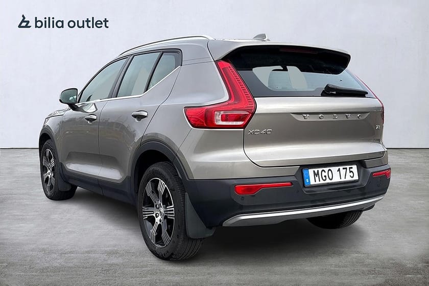 Bild 4 av Volvo XC40 T3 Geartronic Inscription 150hk Drag B-kamera Nyservad