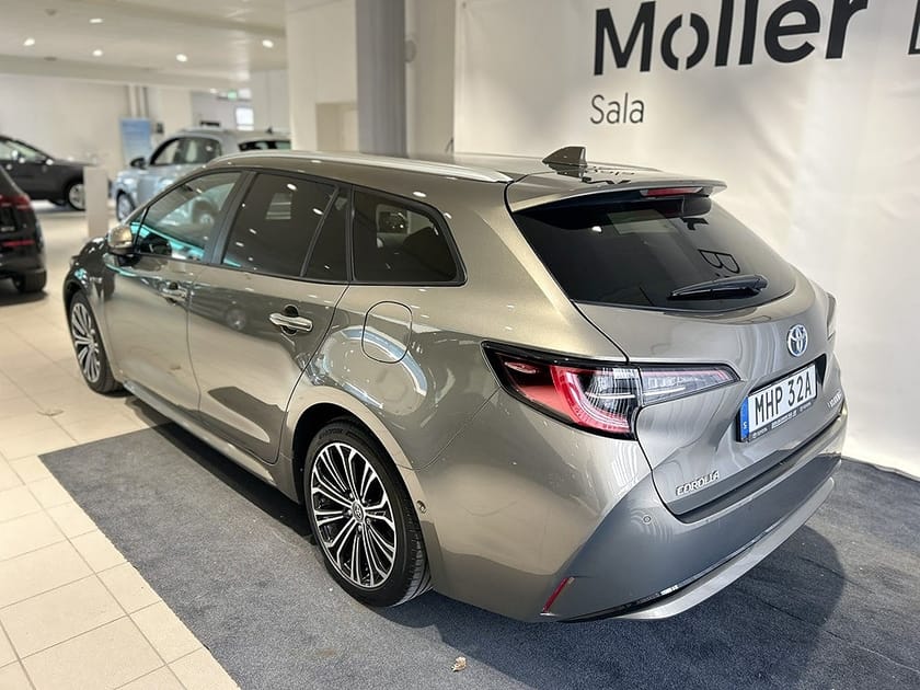 Bild 5 av Toyota Corolla Touring Sports Hybrid e-CVT Drag|B-kamera|Ledramp