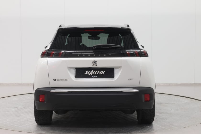 Bilde 3 av Peugeot e-2008 GT 136 hk,Adaptiv Cruise,Navi,Ryggekamra,m.m.