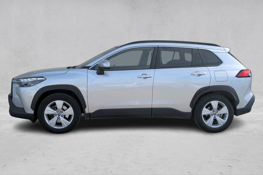 Bilde 2 av Toyota Corolla Cross Hybrid AWD-i Executive - LED - Ad. cruise - Ryggekam.