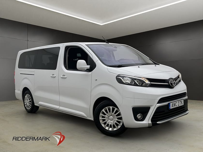 Bild 1 av Toyota Proace Verso Extra Lång 2.0D PDC CARPLAY 9-Sits Moms