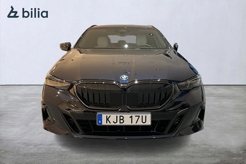Bild 5 av BMW 530e xDrive Touring M-sport Pro | Business | Innovation | Drag | 20"