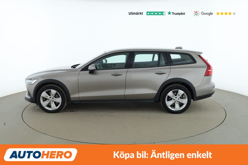 Bild 2 av Volvo V60 Cross Country B4 Advanced AWD / VOC, Värmare, CarPlay