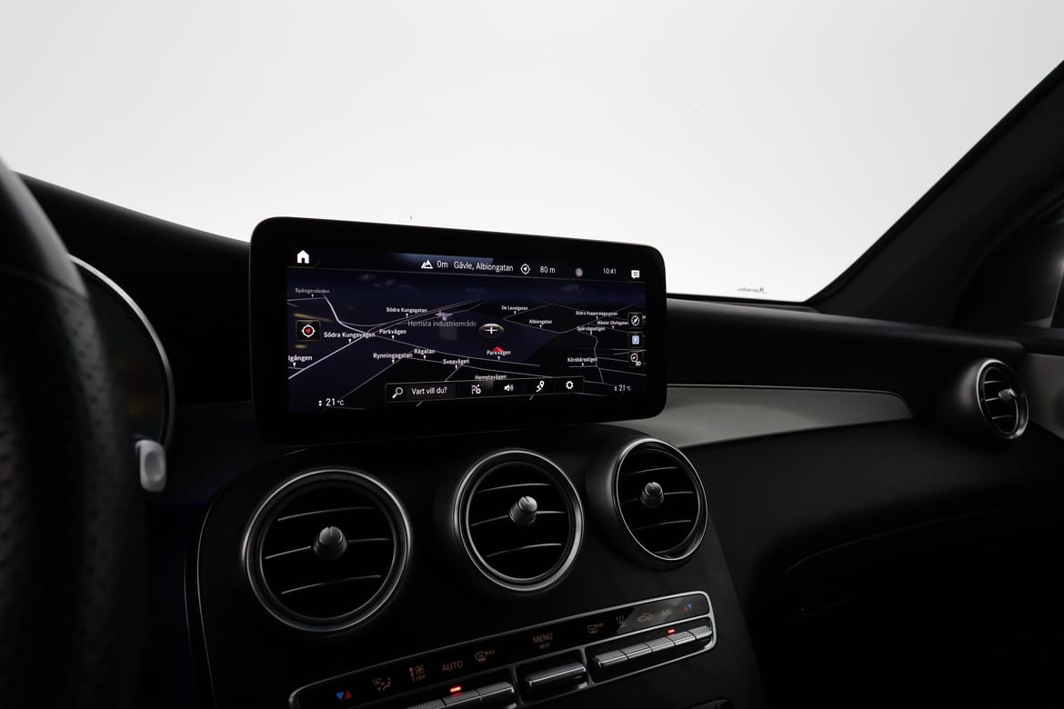 Mercedes-Benz GLC 2021 - miniatyr 13