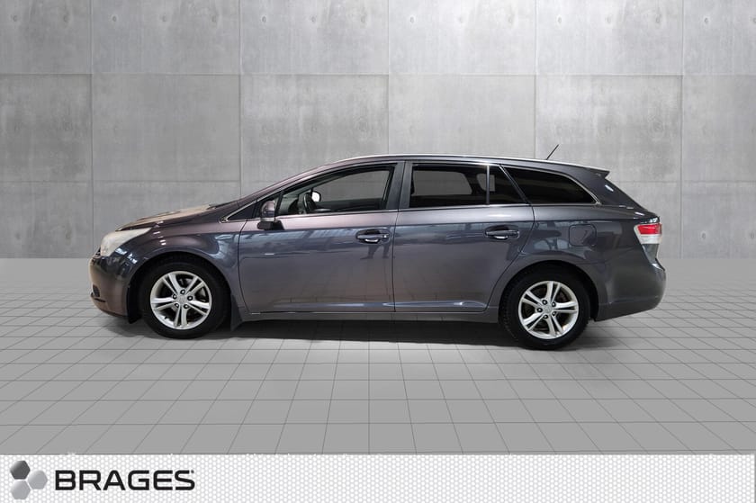 Bilde 2 av Toyota Avensis Stasjonsvogn 2,0 D-4D DPF 126hk Executive
