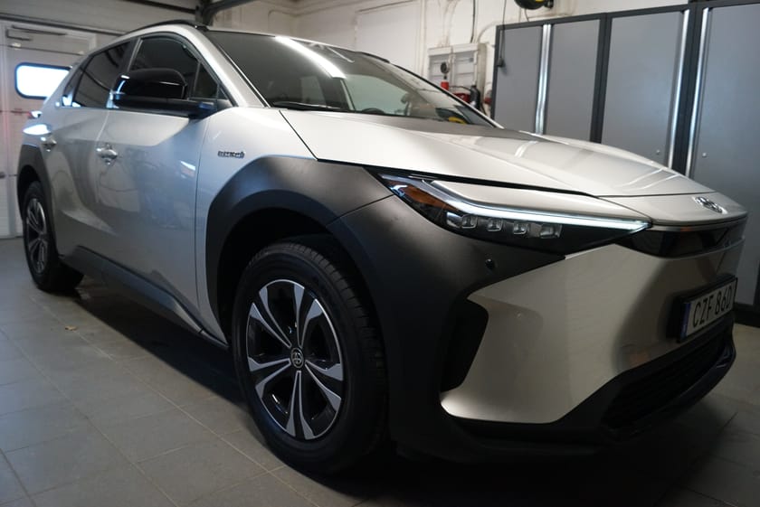 Bild 2 av Toyota bZ4X 