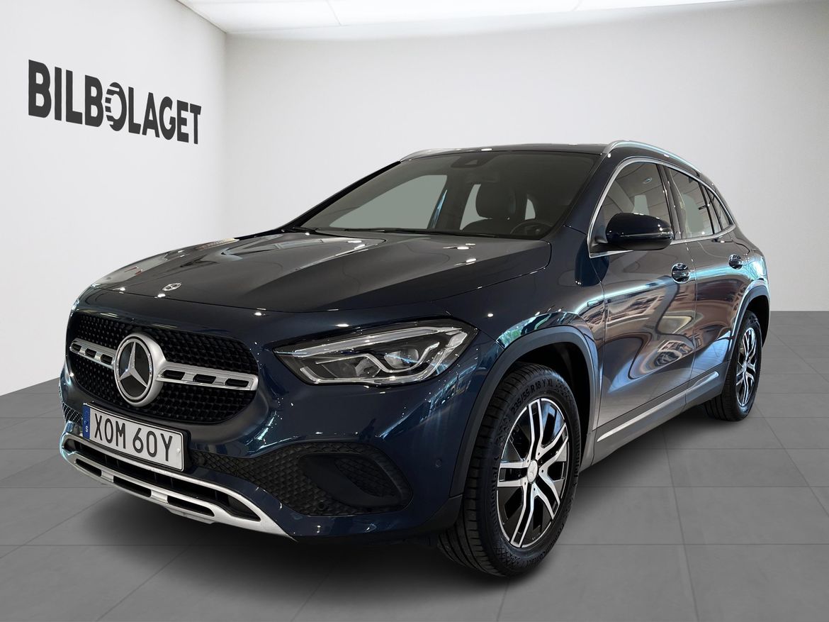 Mercedes-Benz GLA 2021 - miniatyr 2