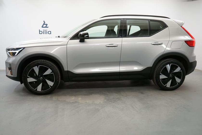 Bild 2 av Volvo EX40 Single Motor Extended Range R Plus Edt, Förarstol elmanövrerad, Navigation