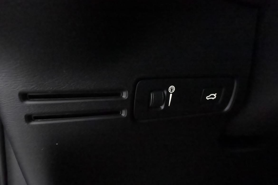 Volvo XC40 2019 - miniatyr 15