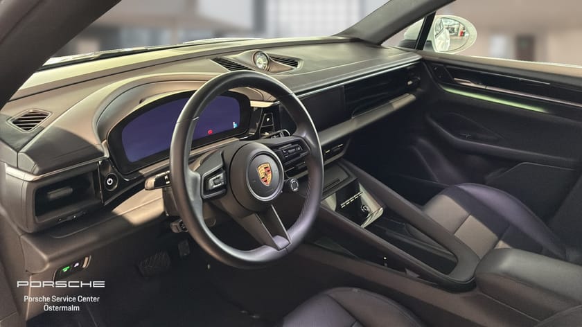Bild 3 av Porsche Macan Electric Moms