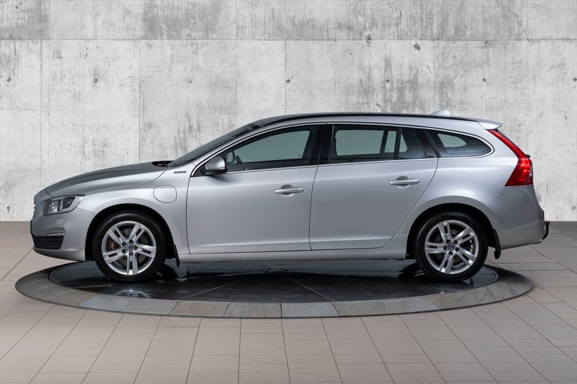 Bilde 3 av Volvo V60 D6 Plug-in Hybrid D6 | Momentum | +++