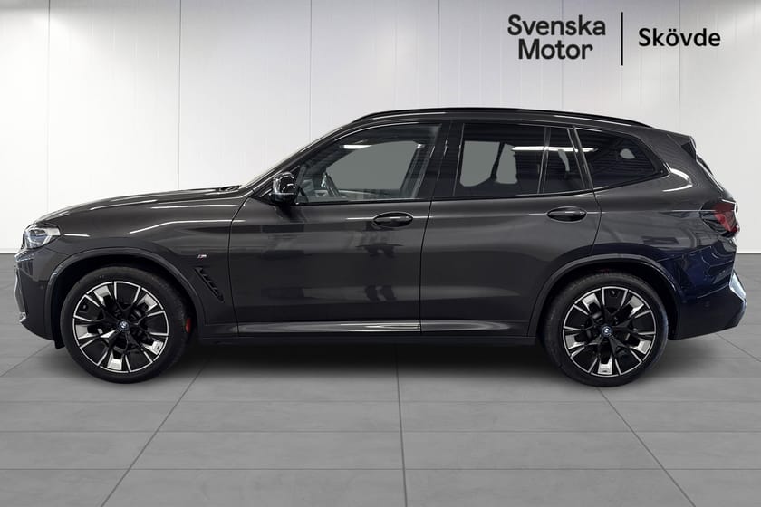 Bild 2 av BMW iX3 M-Sport 2023 | Elbil | 286hk | Premium | Välutrustad | SE SPEC BILDER
