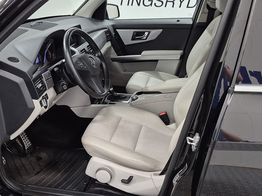 Bild 2 av Mercedes-Benz GLK 220 CDI 4MATIC BE 170HK 4x4 Sport-Paket