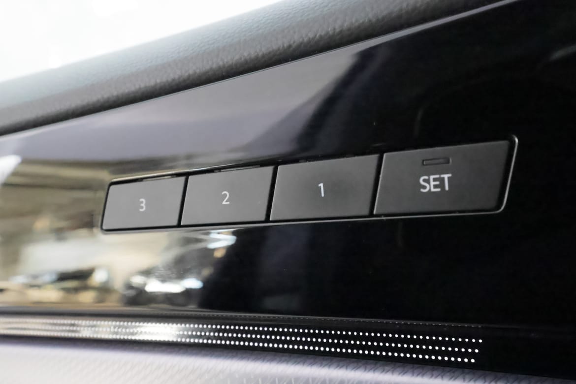 Volkswagen Touareg 2020 - miniatyr 15