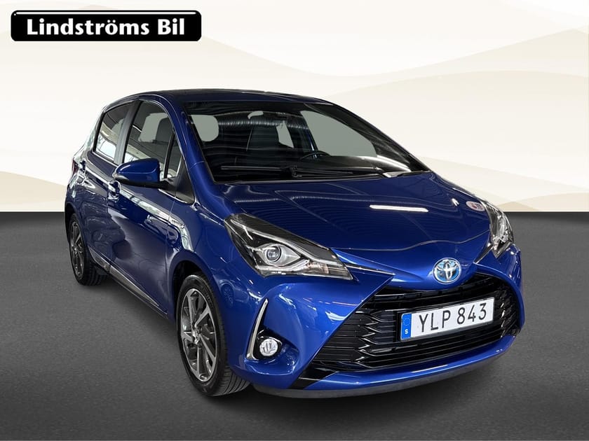 Bild 3 av Toyota Yaris Hybrid 1.5 Executive Sommar/Vinterhjul
