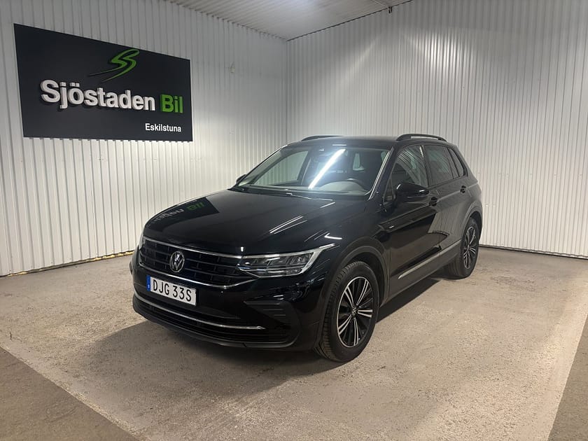 Bild 1 av Volkswagen Tiguan 1.5 TSI Cockpit Värm Drag Kamera Adaptiv Farthållare