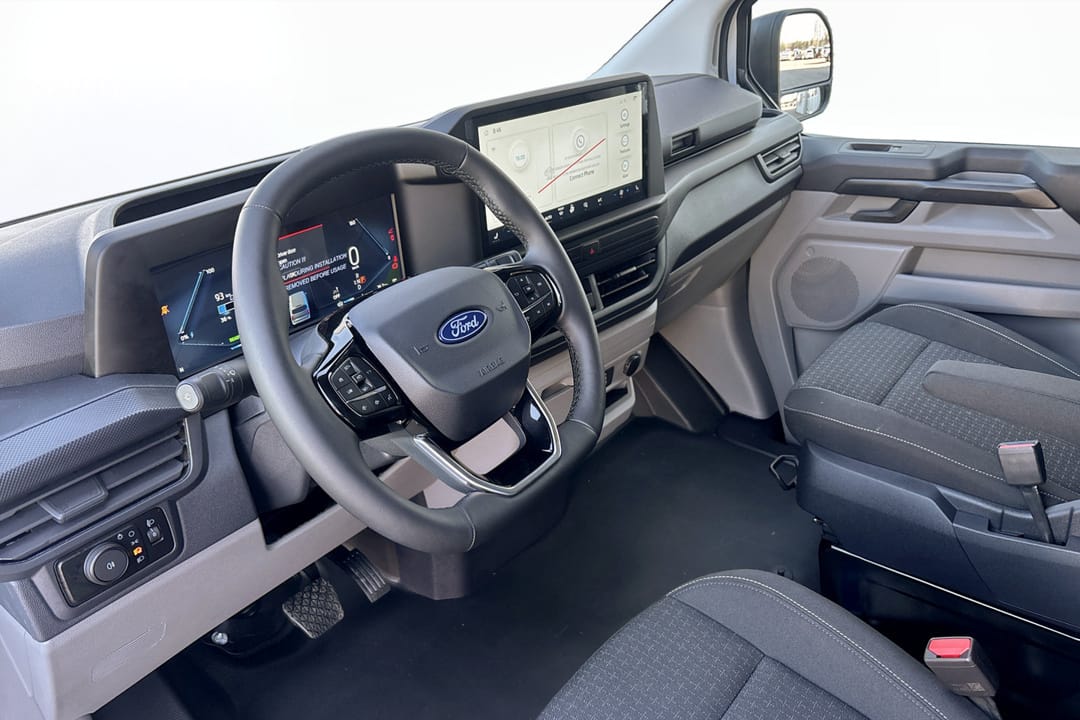 Ford E-Transit Custom 320