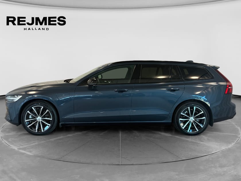 Bild 3 av Volvo V60 T6 Plus Dark Nordic Edition | Drag | 360° | H&K |