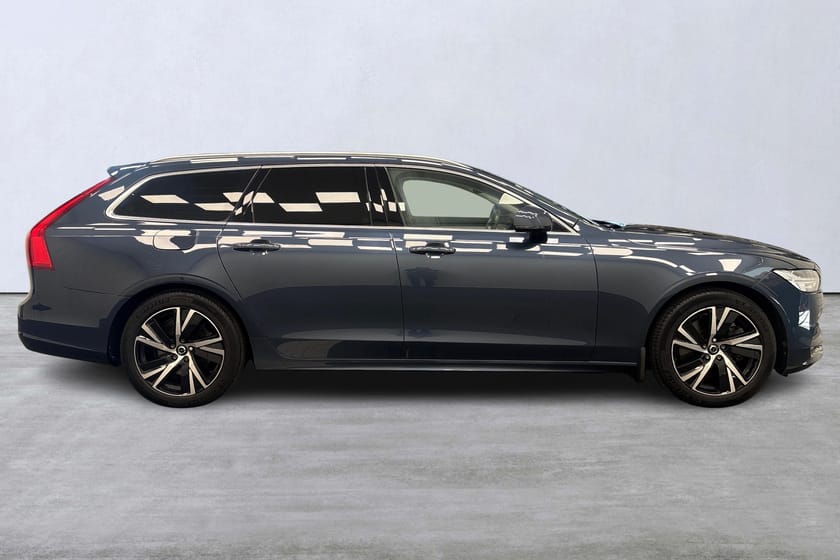 Bild 3 av Volvo V90 T4 Momentum Pro Edition