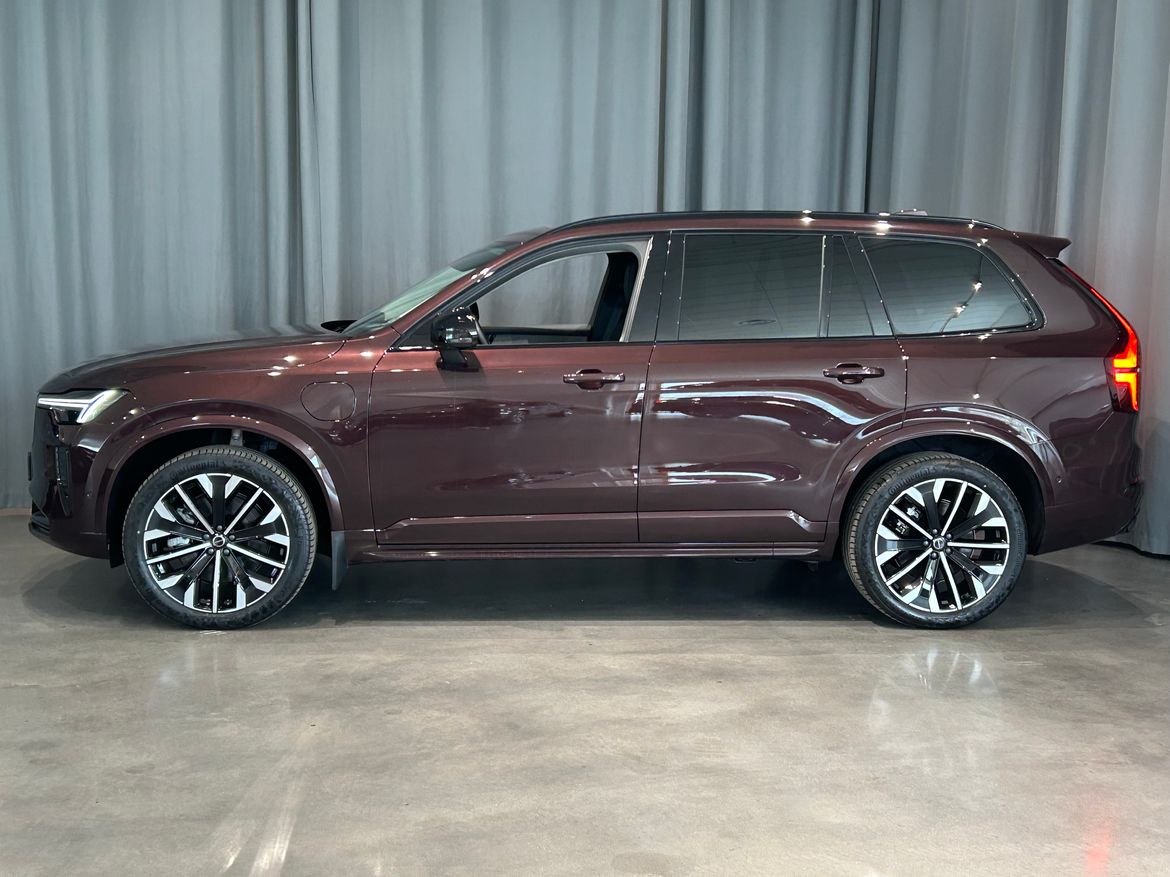 Volvo XC90 2025 - miniatyr 2