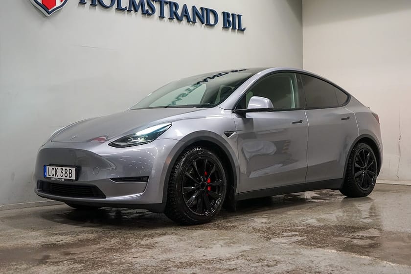Bild 2 av Tesla Model Y Performance AWD 534hk Drag Värmepump Rattvärme MOMS