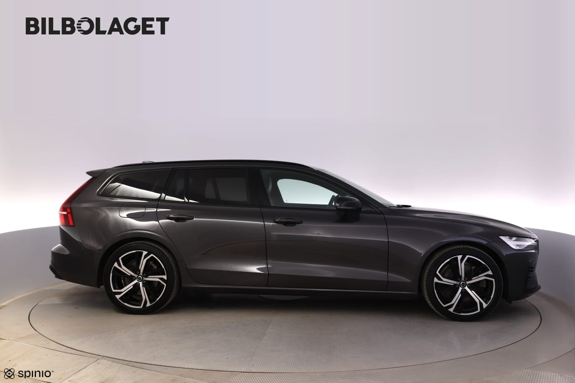 Volvo V60 2023 - miniatyr 2