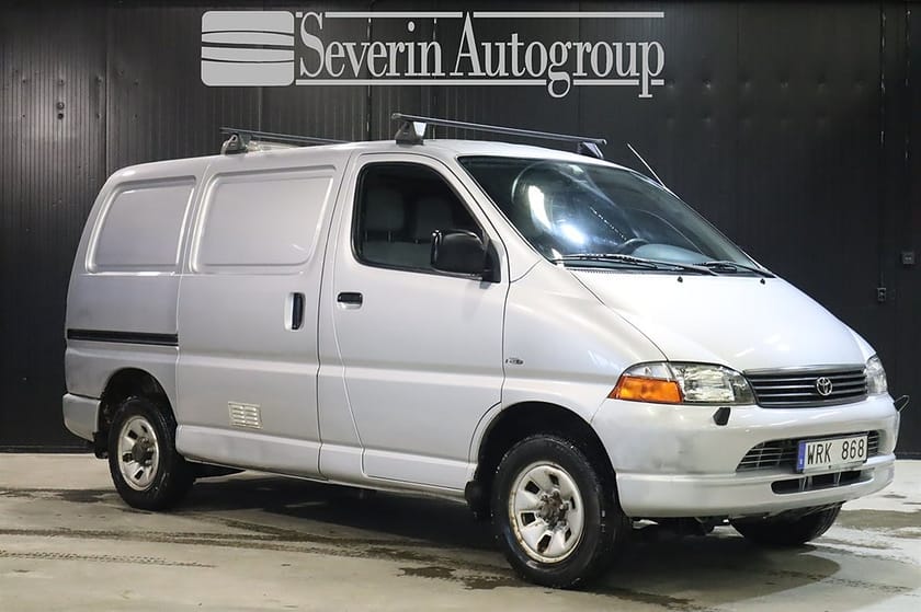 Bild 1 av Toyota HiAce Skåpbil 2.5 4WD (128hk)
