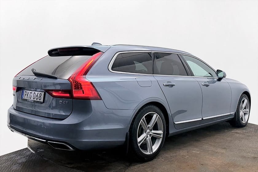 Bild 5 av Volvo V90 D4 Inscription Drag Navi Läder Värmare BLIS 190hk