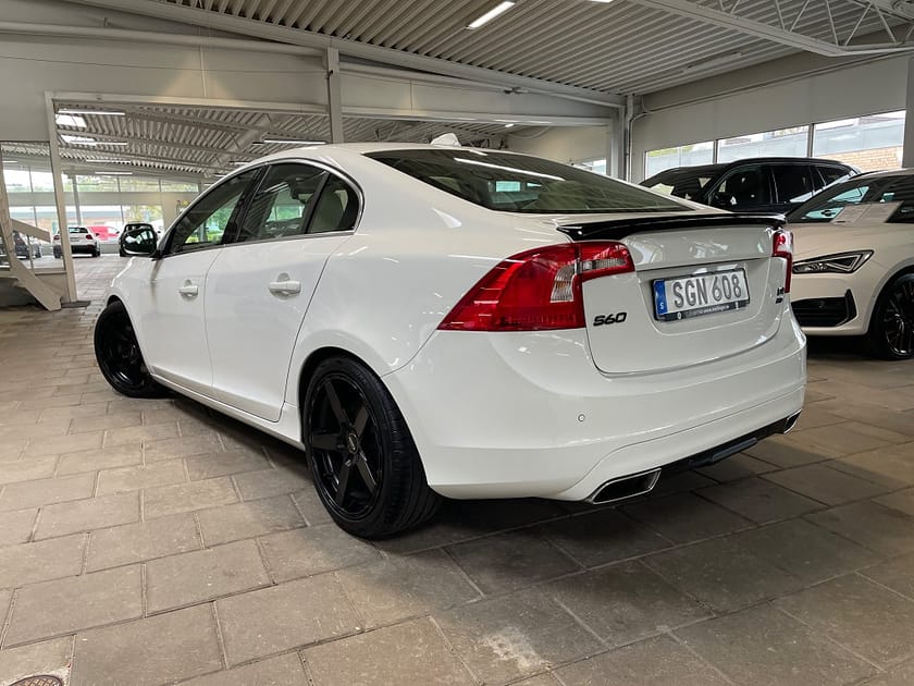 Bild 5 av Volvo S60 D4 AWD 190hk Aut Summum BE PRO SE.SPEC