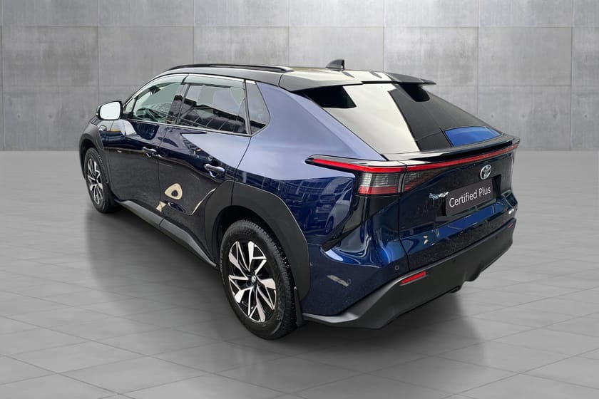 Bilde 3 av Toyota bZ4X AWD Executive Bitone