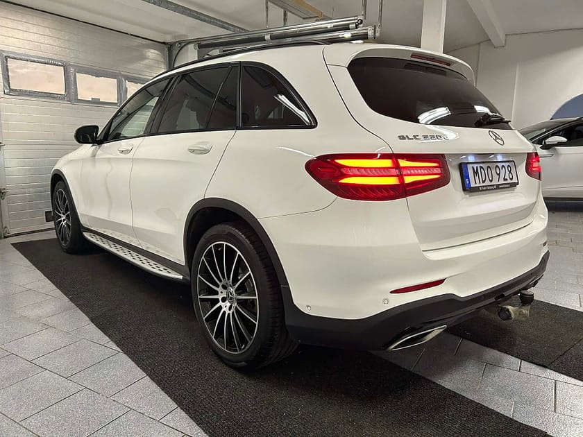Bild 4 av Mercedes-Benz GLC 220 d 4MATIC 9G-Tronic AMG Line Pano NAVI Burmest Drag