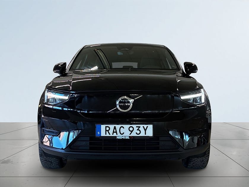 Bild 2 av Volvo C40 Recharge Single Motor Core MOMS Värmepump Panorama Navi CarPlay S&V-däck