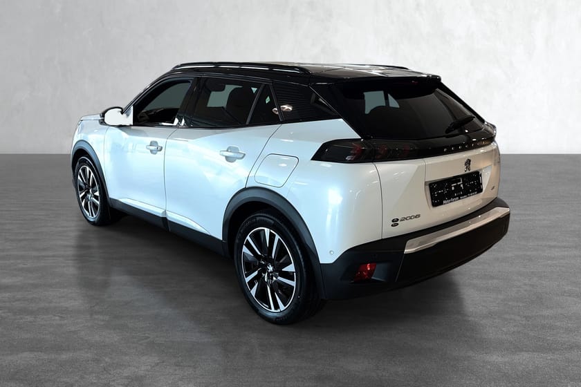 Bilde 2 av Peugeot e-2008 Velholdt GT-line med hyggelig km.stand!