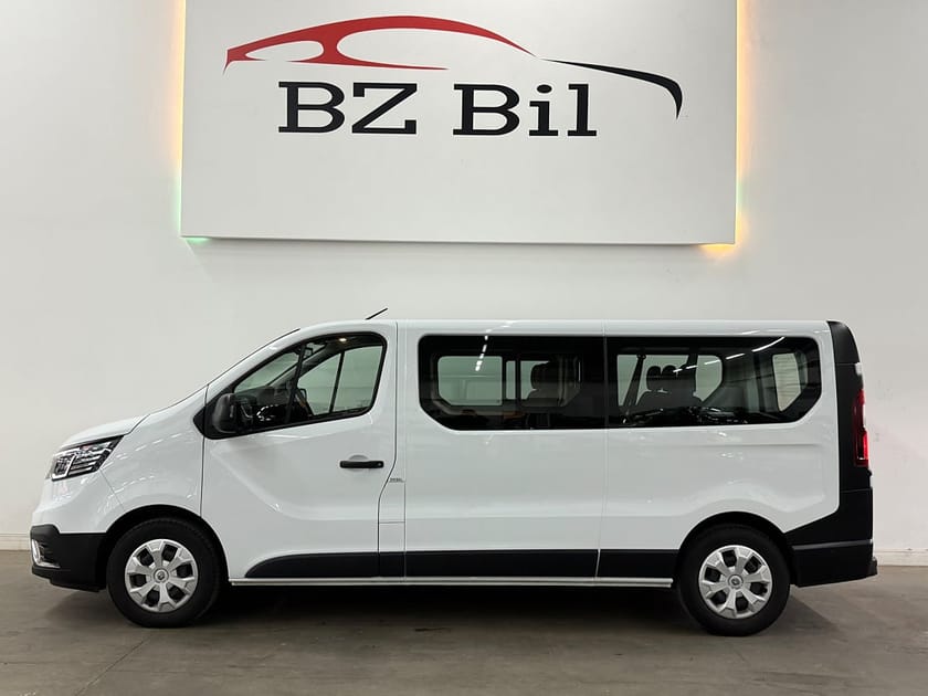 Bild 2 av Renault Trafic Grand Kombi 2.0 L2 Värmare 9-Sits Momsbil