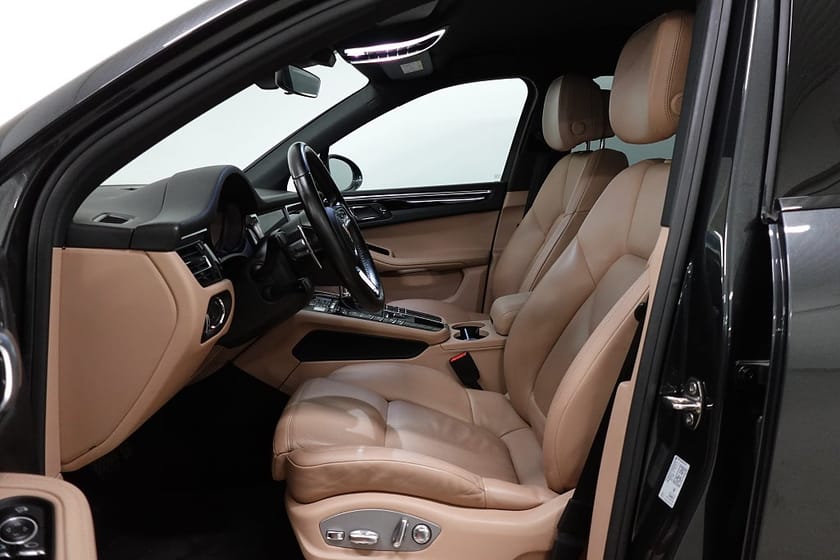 Bild 4 av Porsche Macan S PDK Adap-F Sport Chrono P-Värme BOSE Drag 14-vägs Kam