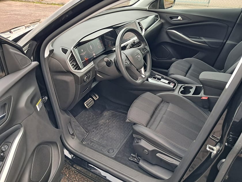 Bild 2 av Opel Grandland 1.2T 130HK GS-Line Automat