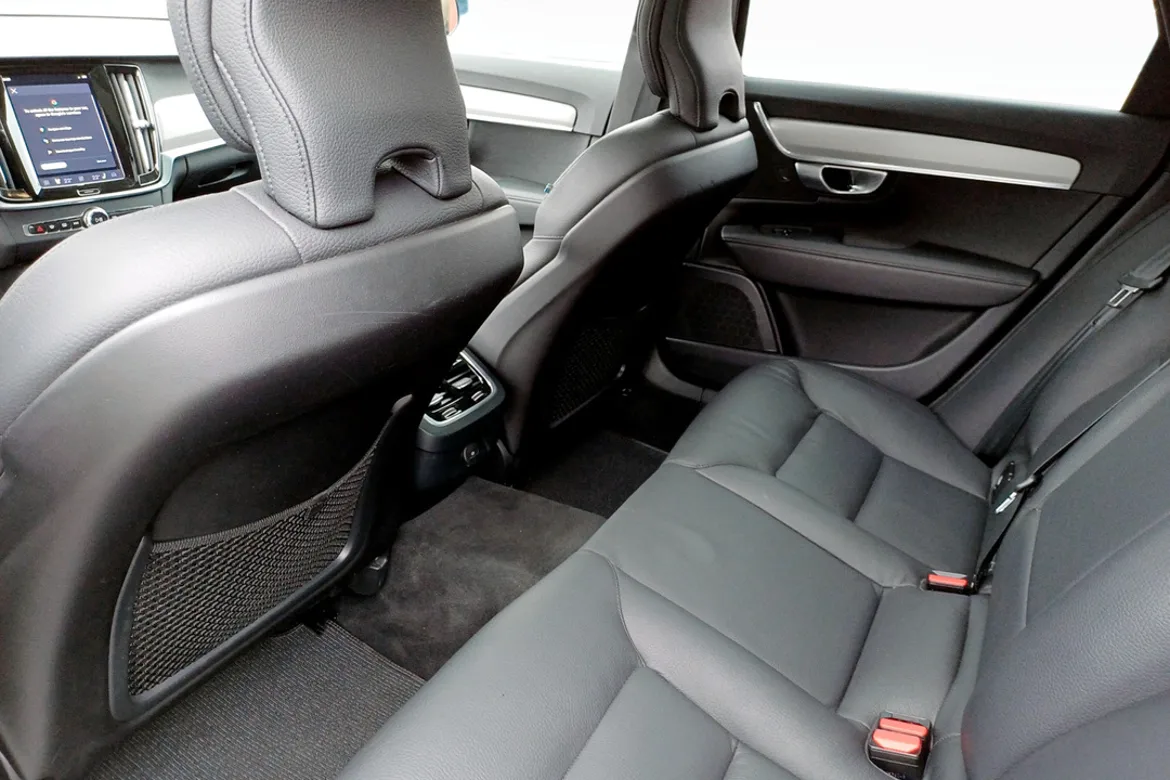 Volvo V90 Cross Country