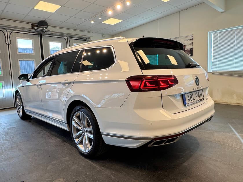 Bild 3 av Volkswagen Passat Sportscombi 2.0 TDI 4M Elegance R-Line