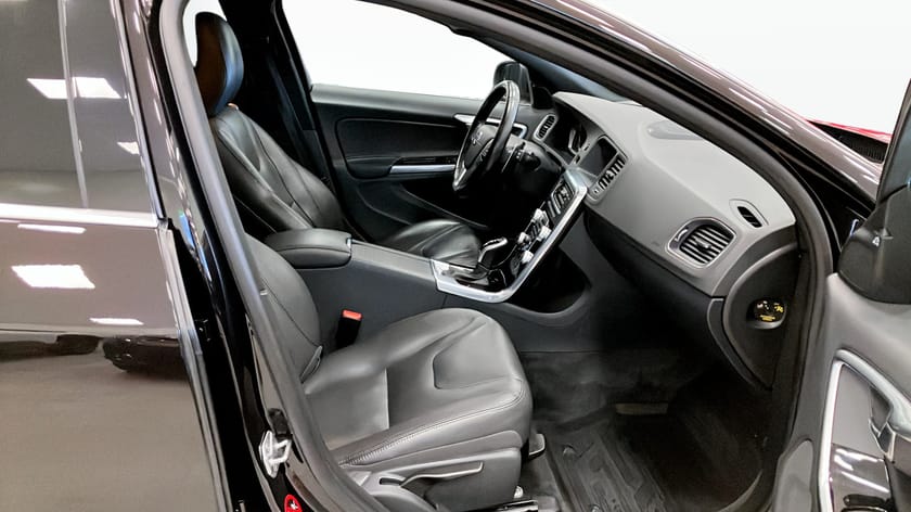 Bild 3 av Volvo V60 D5 Polestar Optimering Geartronic / Taklucka / Drag