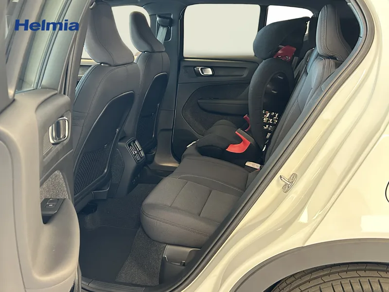 Bild 11 av 13 – Volvo EX40 Single Motor Extended Range ExtendedRange Plus SE Plus Special Edition