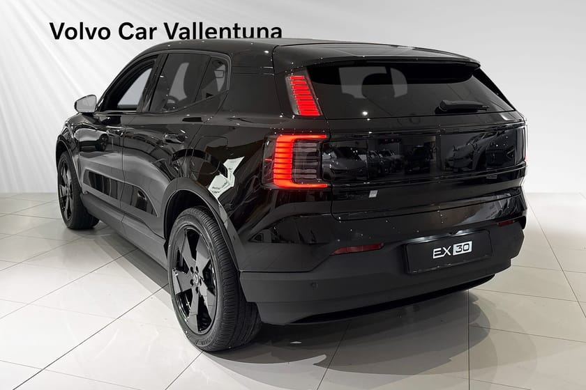 Bild 3 av Volvo EX30 Single Motor Extended Range  Plus Black Edt- Privatleasing 3990 kr /mån