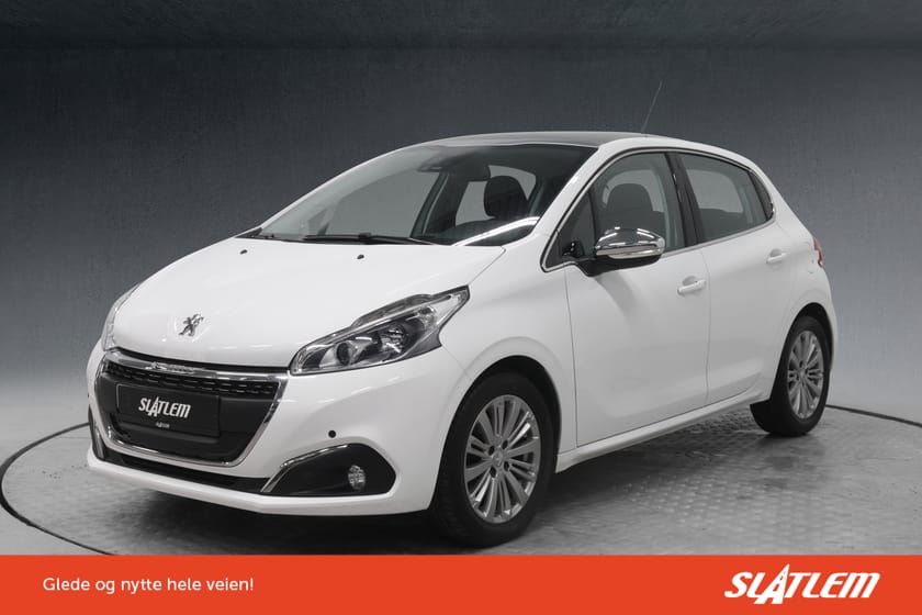 Bilde 1 av Peugeot 208 5-dørs ALLURE 1.2 PURETECH 110HK|PANORAMA/R.KAMERA/CARPLAY