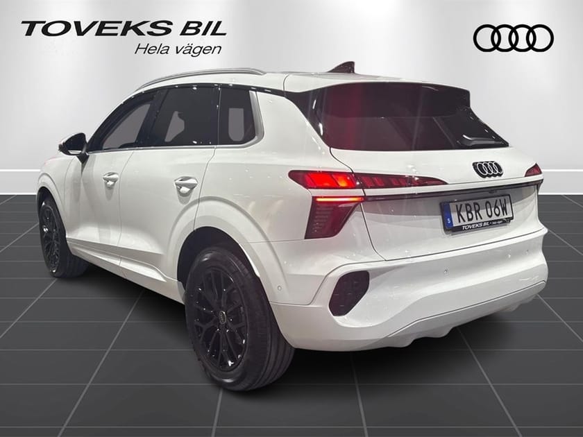 Bild 4 av Audi Q3 S Tronic / Alpin / 18" / Nya modellen