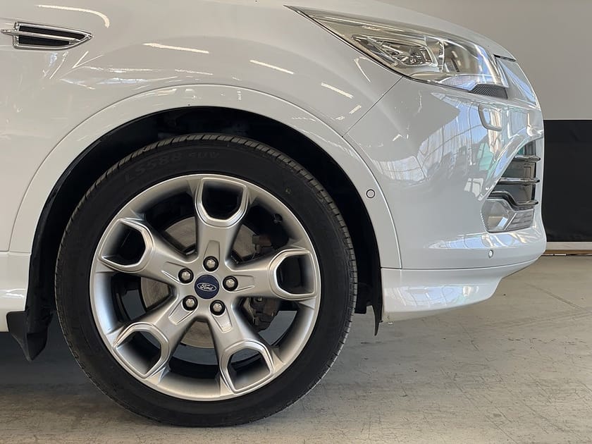 Bild 5 av Ford Kuga Titanium 2.0 TDCi AWD 140hk Drag Värmare Panorama