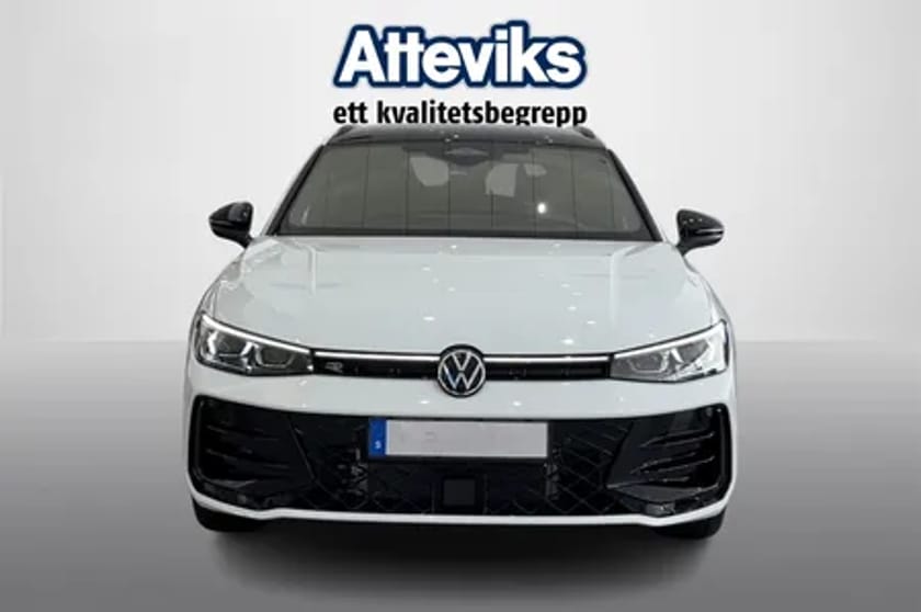 Bild 1 av Volkswagen Passat eHybrid 272hk DSG *SWE Edition* Kampanj