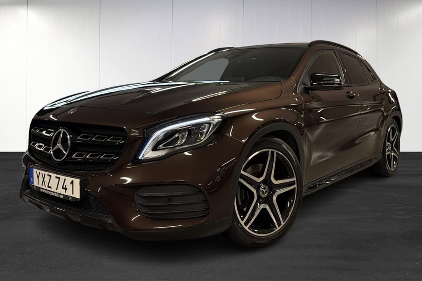 Bild 1 av Mercedes-Benz GLA 220 d 4MATIC AMG Panorama Värmare