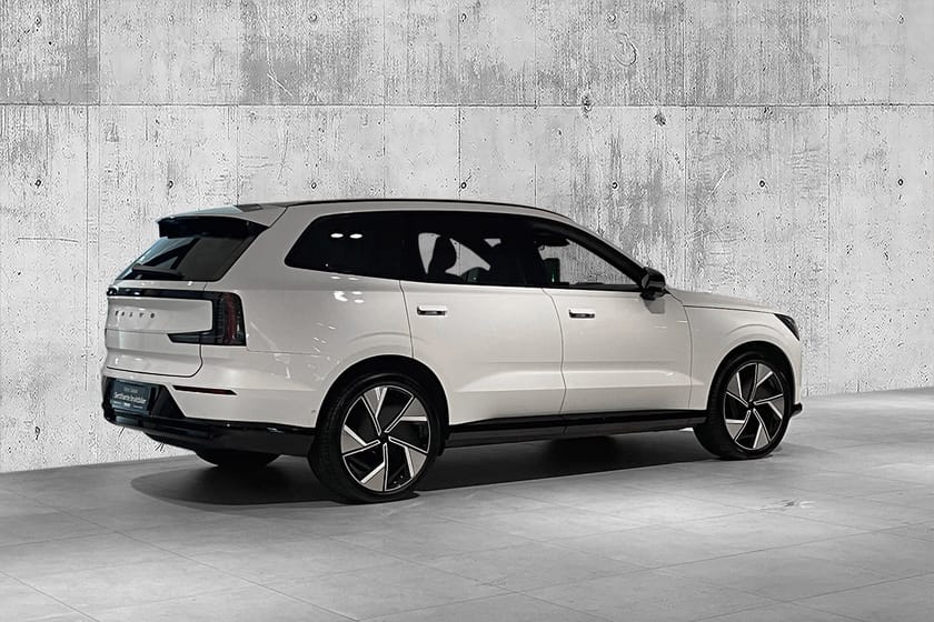 Bilde 5 av Volvo EX90 Twin Motor Performance 7-seater Ultra KROK|22"|BOSE|PILOT.ASSIST|7S