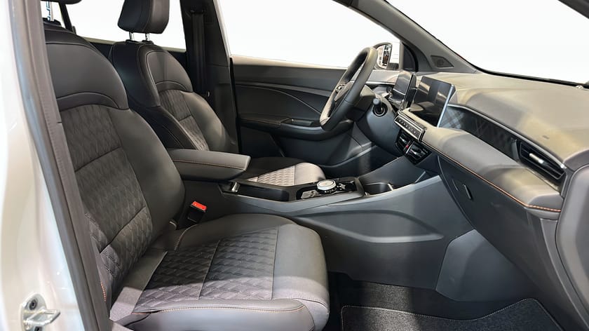 Bild 3 av MG 3 Hybrid+ LUXURY 1.5 195HK HEV PL FR 2995:-