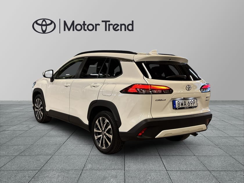 Bild 3 av Toyota Corolla Cross Hybrid AWD-i CVT 197hk,Style & Plus