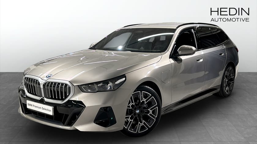 Bild 1 av BMW 530e xDrive Touring Bowers & Wilkins HuD Navi